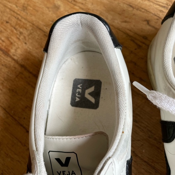 Veja White and Black Casual Sneakers - Picture 3 of 9
